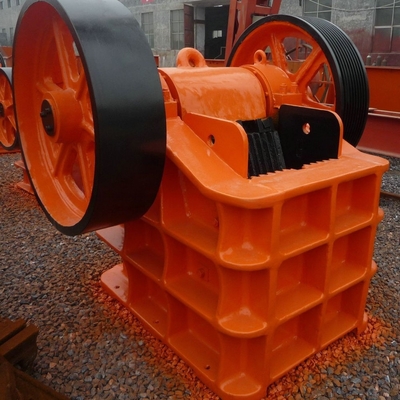 Small Diesel Engine Power Jaw Type Mobile Mini Rock Jaw Crusher List with Design