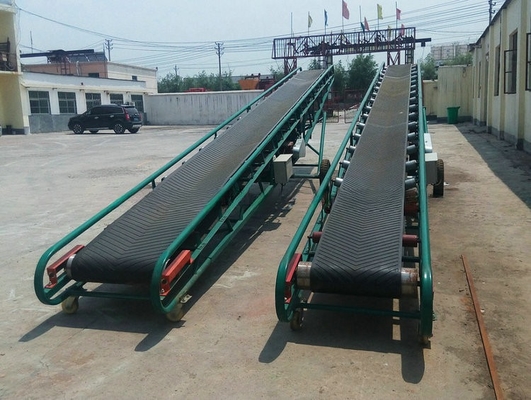 Inclind Industrial PVC Conveyor Belt and Variable Adjustable Speed for Dryer Conveying