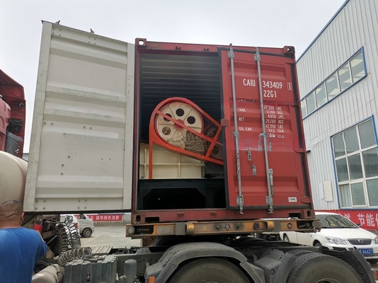 Less Than 18% Material Moisture Cast Steel Jaw Crusher for Limestone/Cobble/Quarry