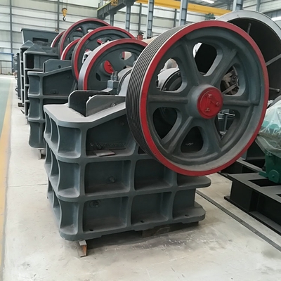 30kw PE400x600 Mobile Small Gold Ore Stone Jaw Crusher With 1400x1740x1663mm Dimensions