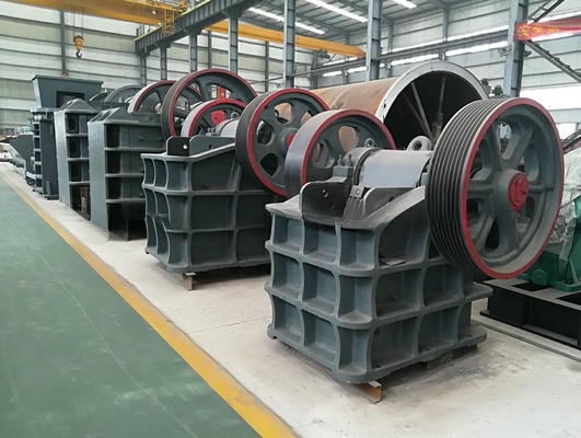 30kw PE400x600 Mobile Small Gold Ore Stone Jaw Crusher With 1400x1740x1663mm Dimensions