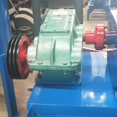 4 Roller Press Iron Ore Briquette Machine with 1-30t/h Material Moisture Less than 50%