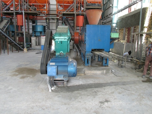 Less Than 18% Material Moisture Coal Powder Briquette Making Machine with Hydraulic Press
