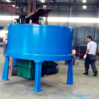 Professional wheel grinding mixer for precise mixing of raw material and binder