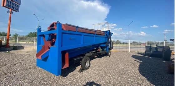 80-150t/h Capacity Steel Mineral Separation Gold and Diamond Mining Mobile Trommel Screen