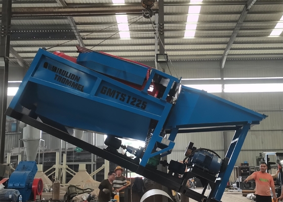 Small Scale Gold Mining Rotary Trommel Screen in Russia Patented Product Voltage 380V